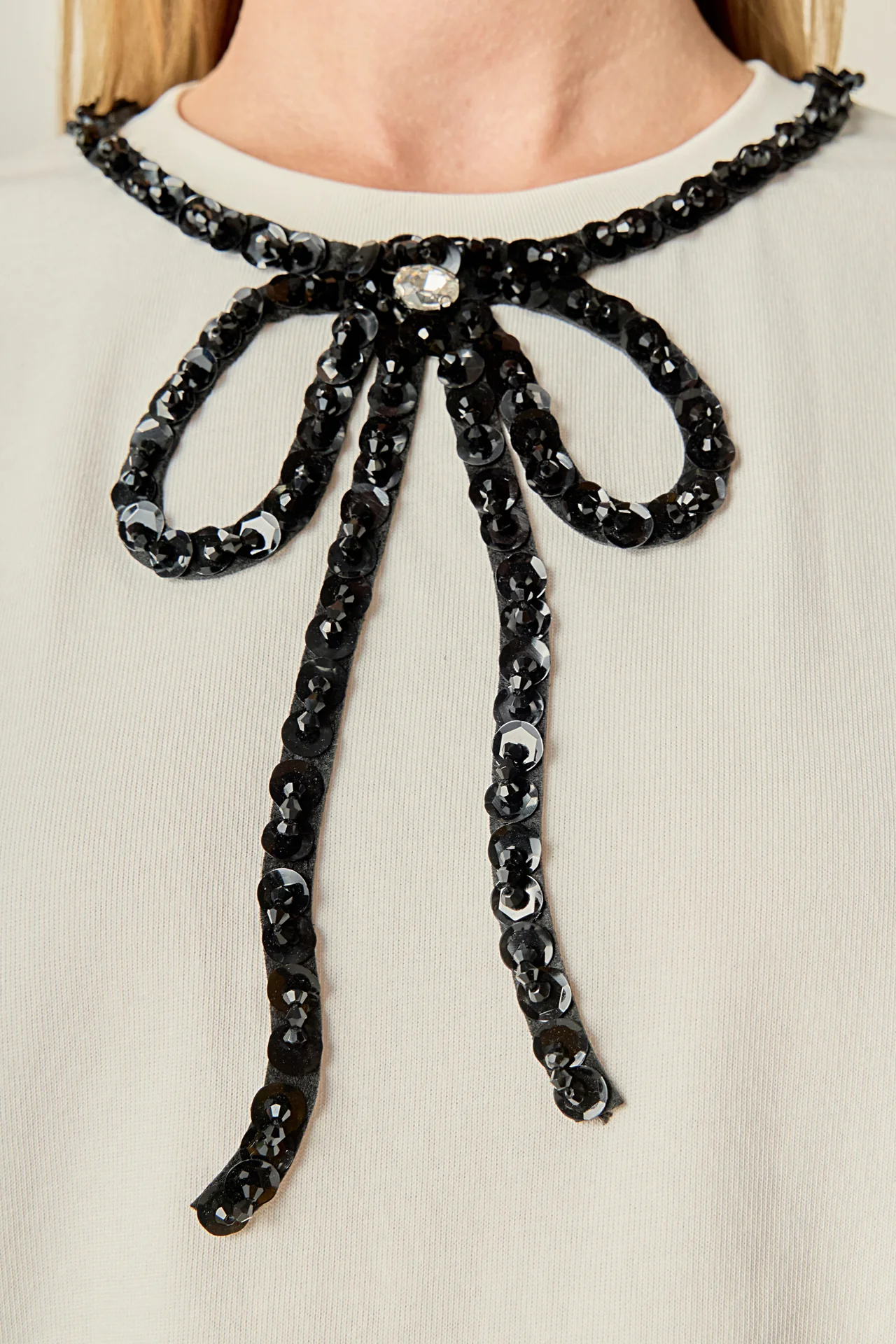 Beaded Bow T-Shirt - Image 3