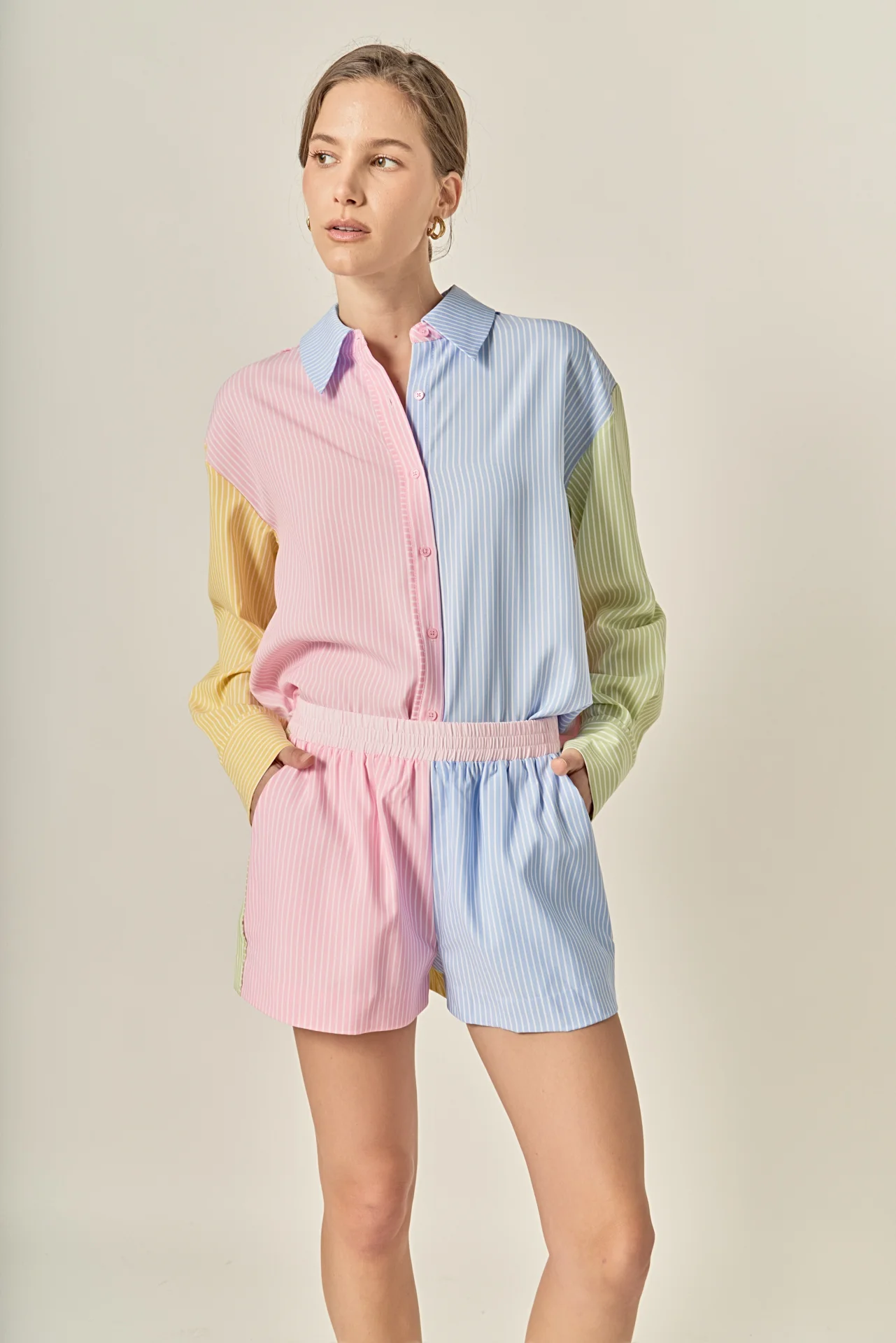 Colorblock Stripe Elastic Waist Shorts - Image 6