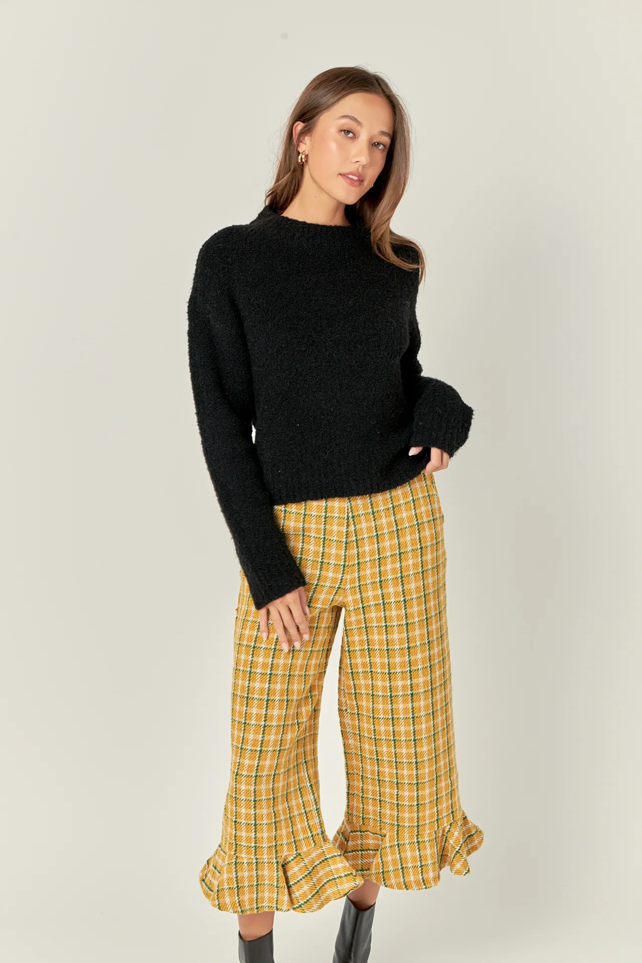 Cozy Roundneck Sweater - Image 47