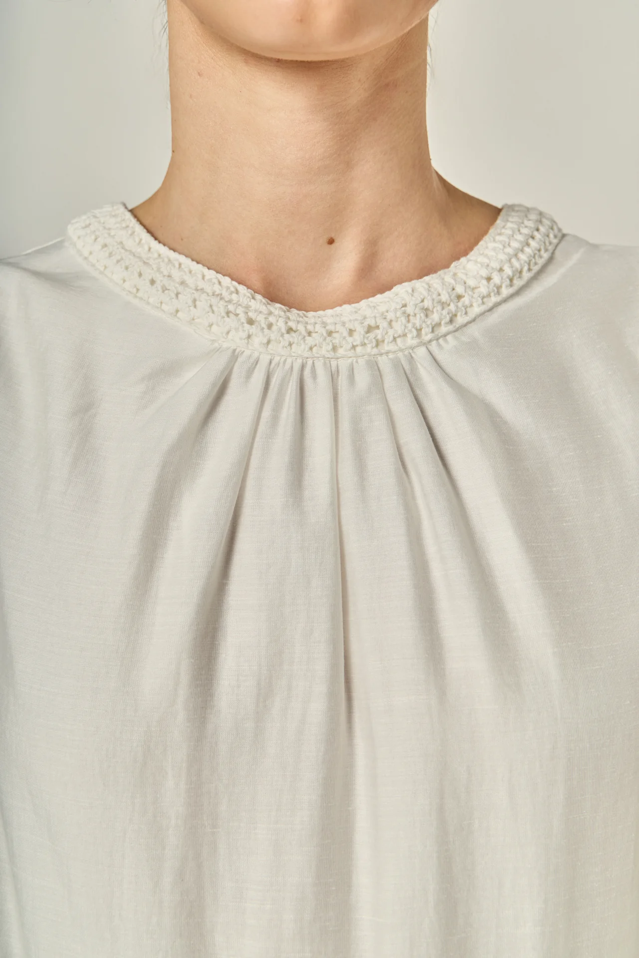 Clara Crochet Dress - Image 3