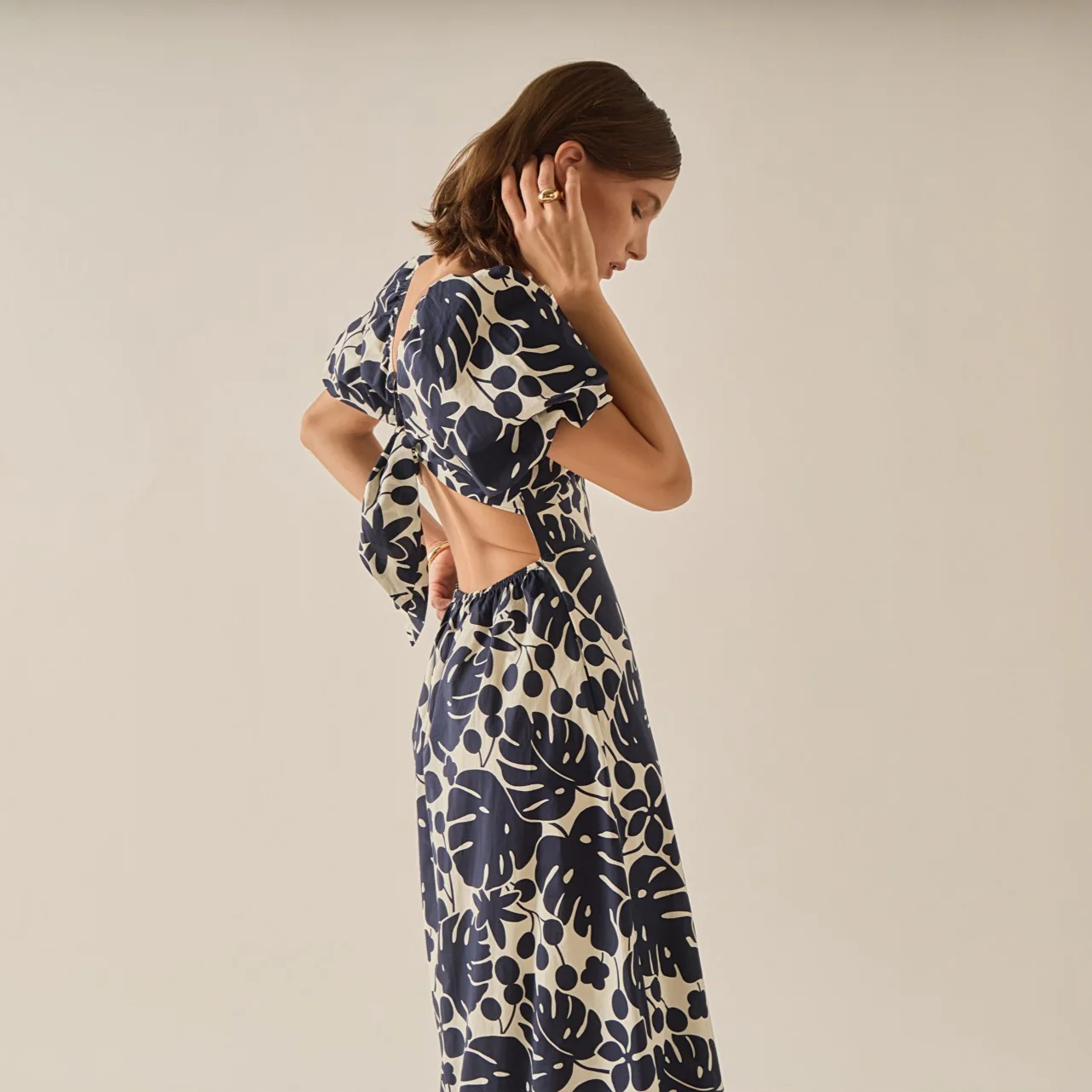 Noir Flora Dress - Image 6