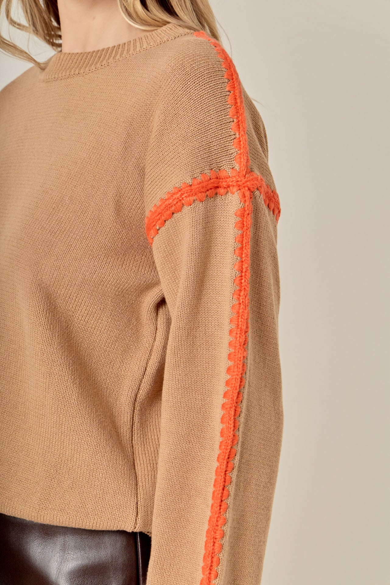 Stitch Detailed Crew Neck Knit - Image 17