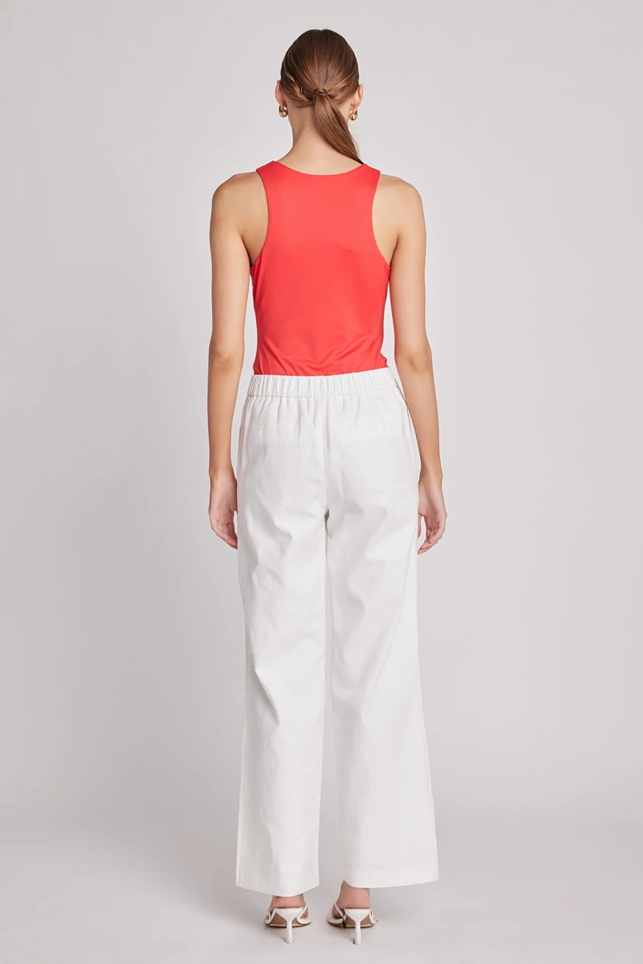 The Essential Linen Trouser - Image 4