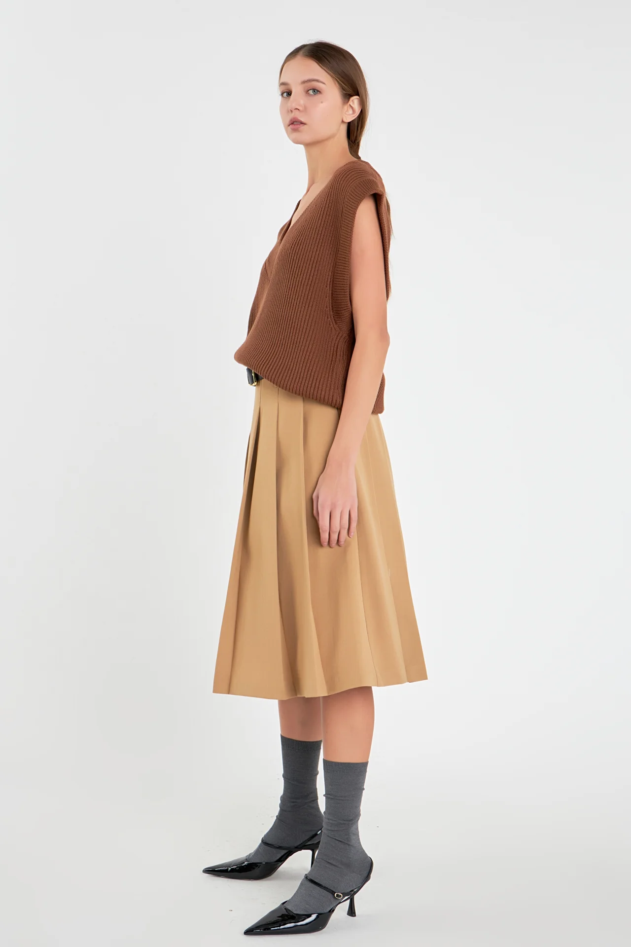 Low Waist Pleated Midi Skirt in Tan - Image 3