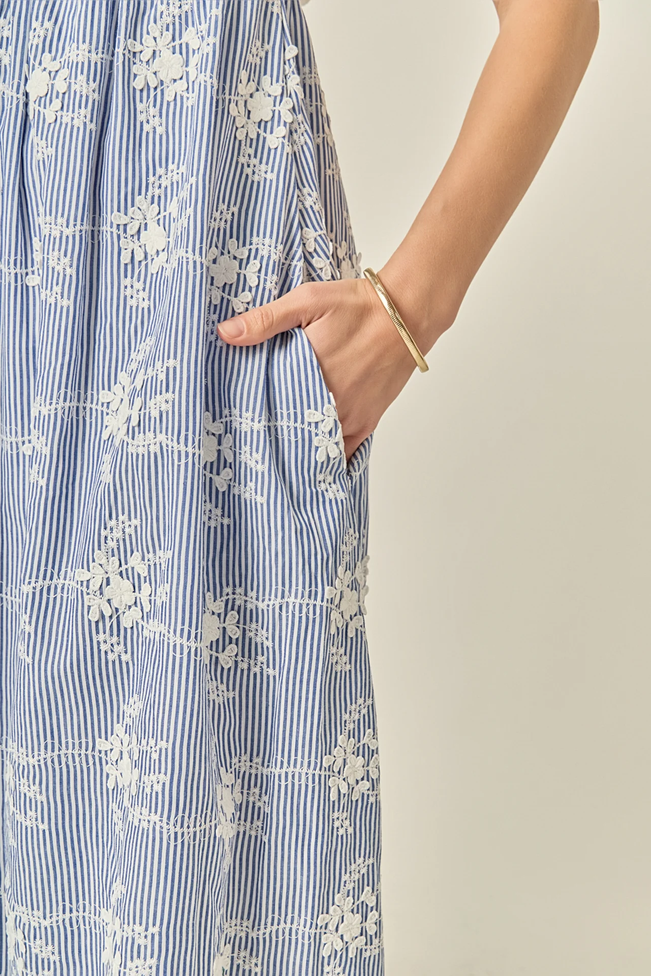 Charlotte Mixed Media Midi Dress - Image 4