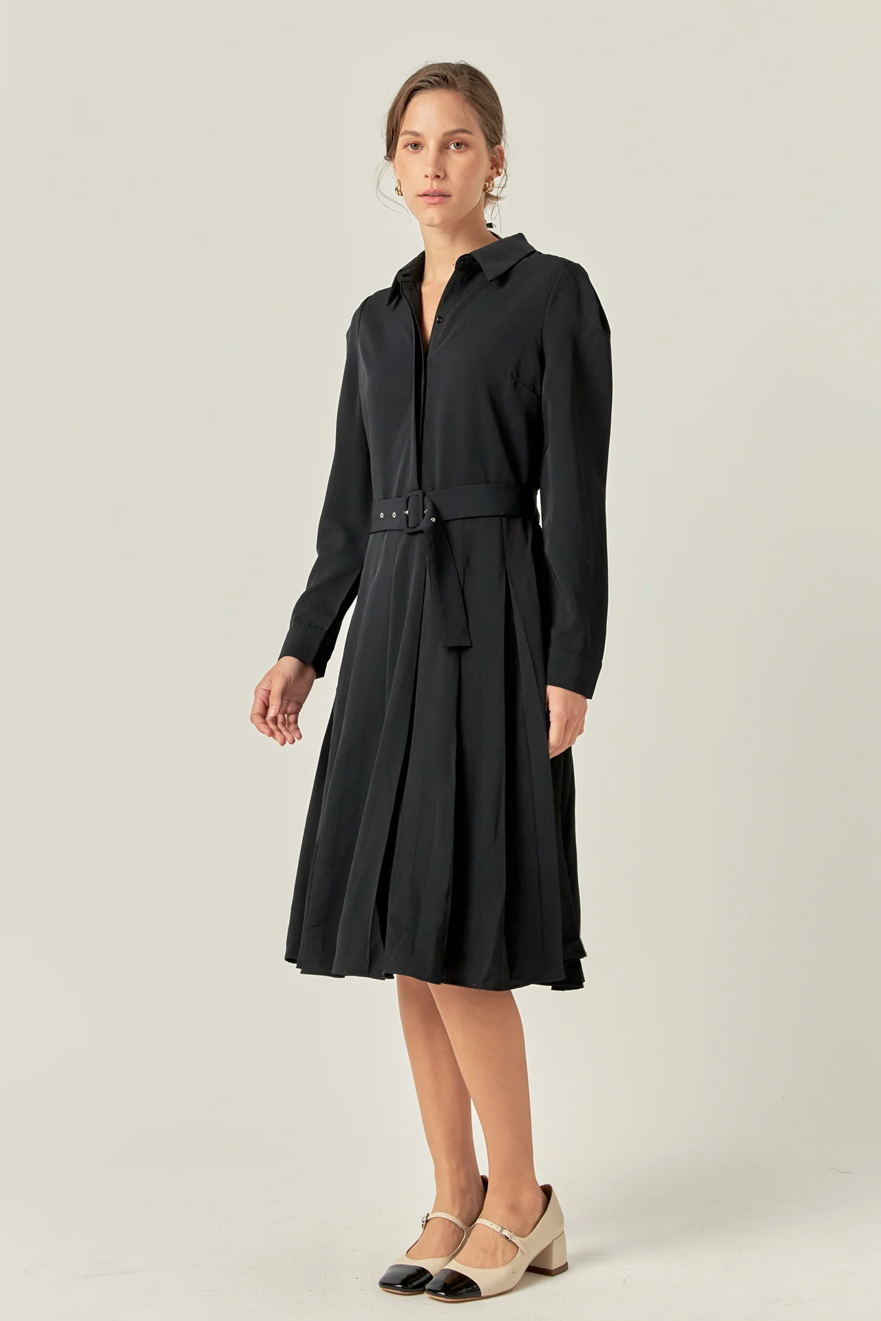 Pleated Collared Long Sleeve Midi Dress - Image 18