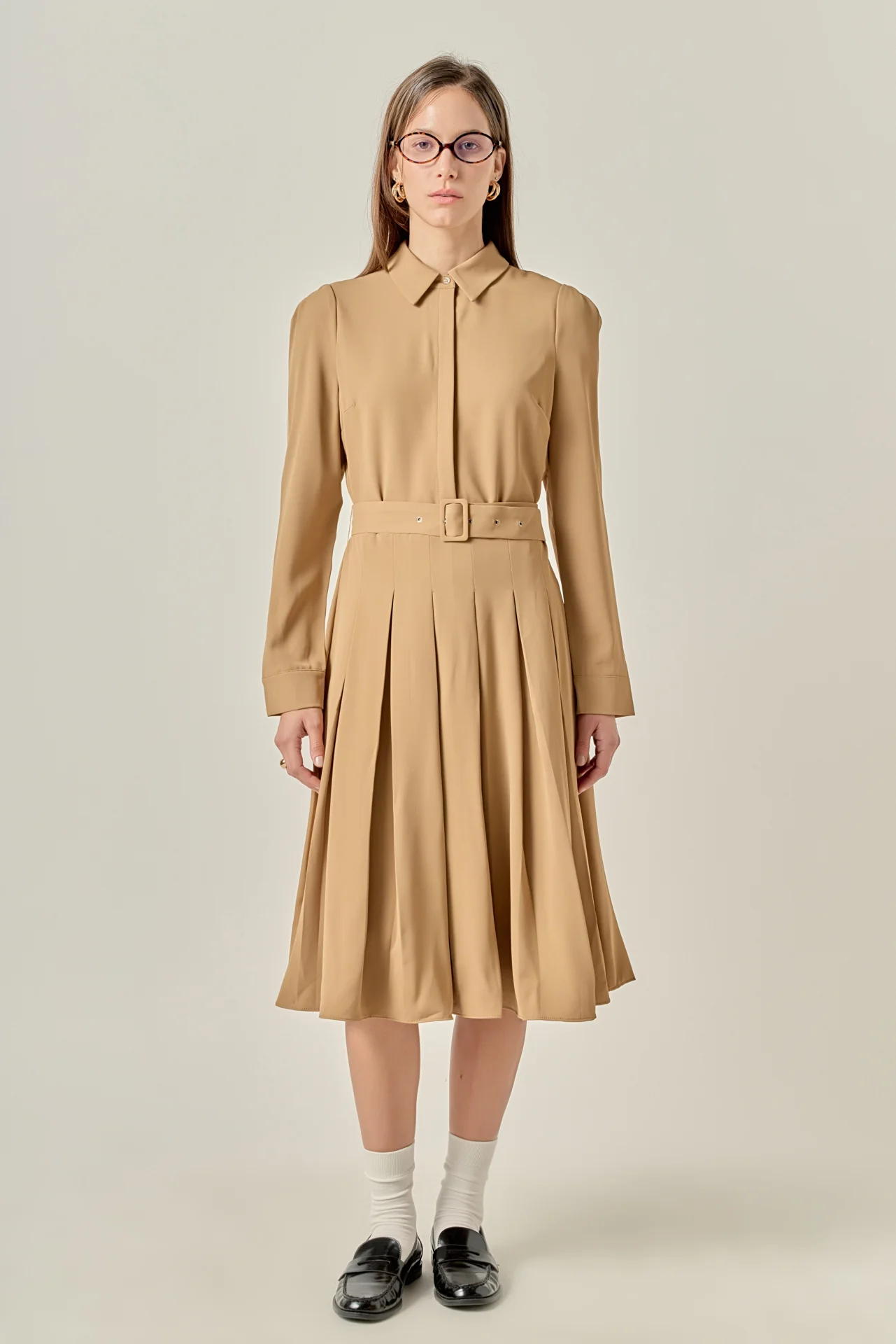 Pleated Collared Long Sleeve Midi Dress - Image 3