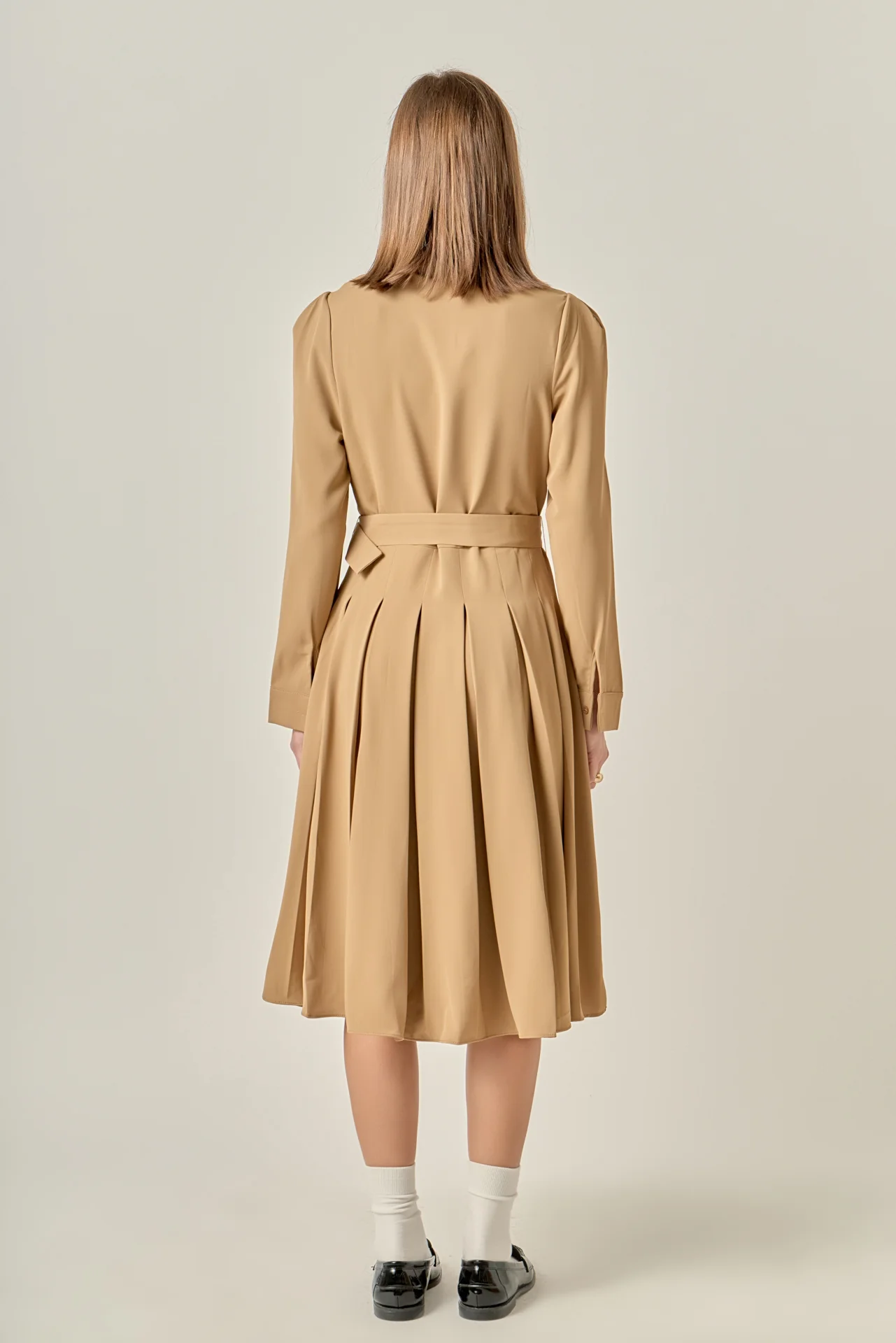 Pleated Collared Long Sleeve Midi Dress - Image 4