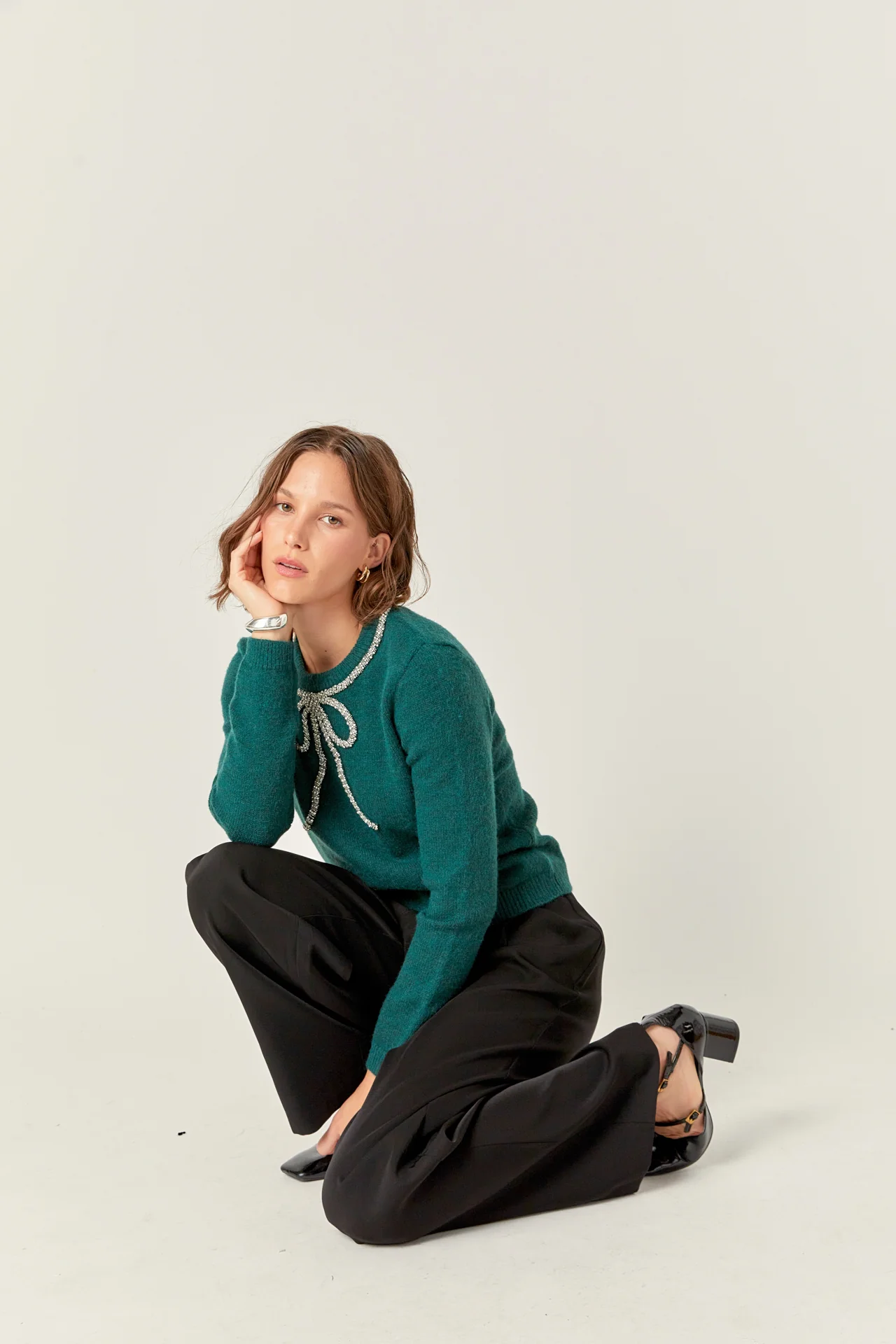 Rhinestone Bow Knit - Image 41