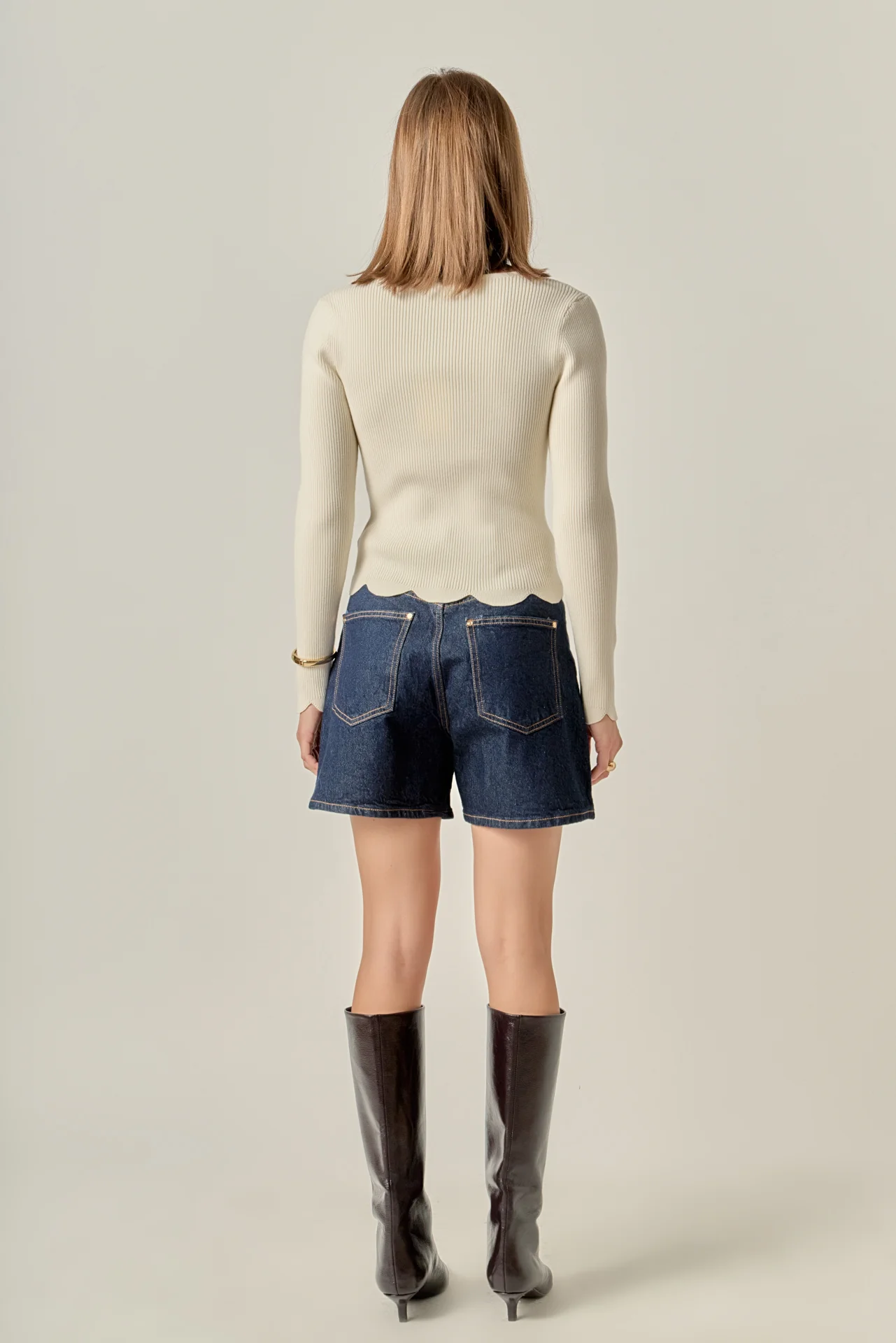 Scallop Hem Long Sleeve Sweater - Image 4