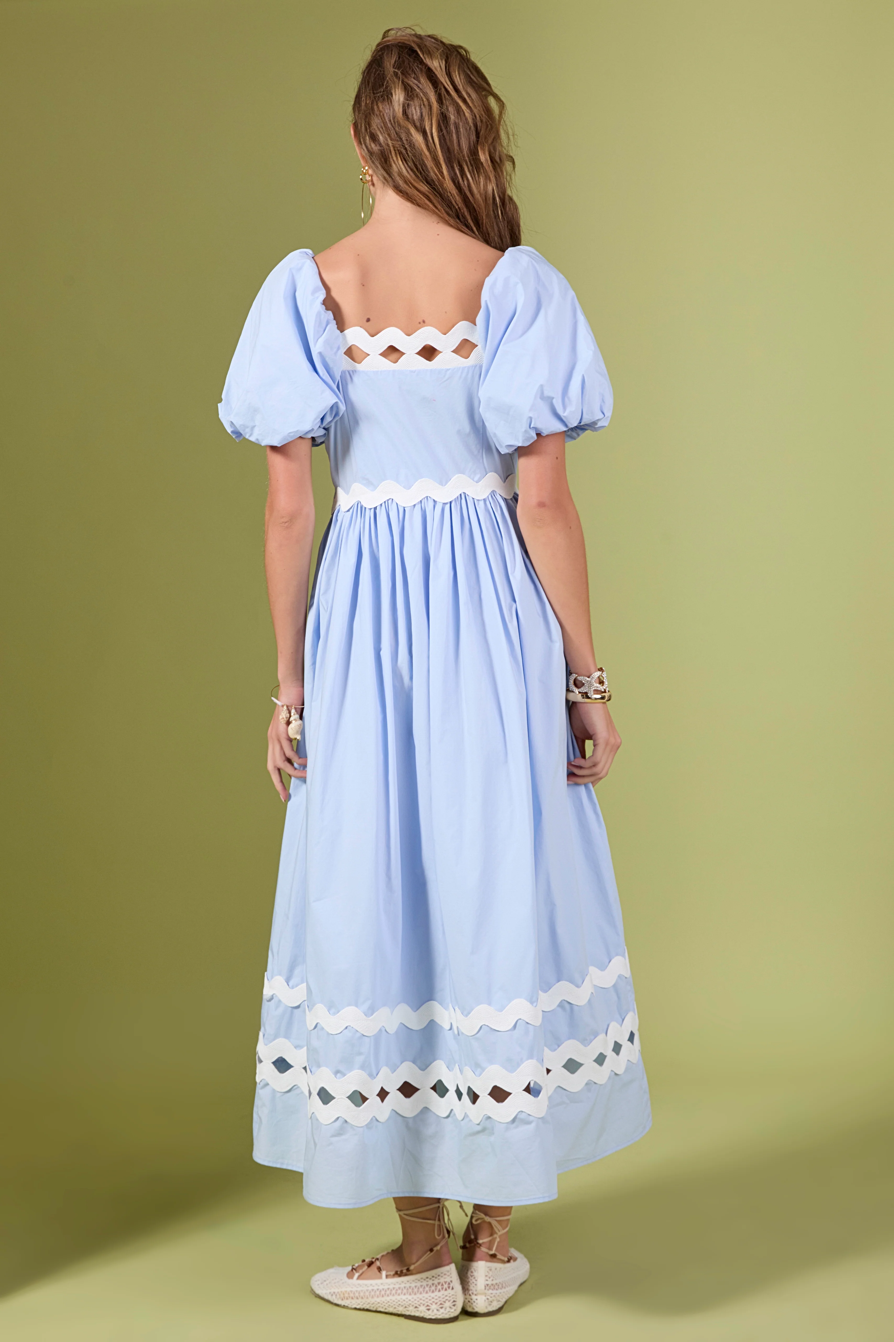 Scallop Pointed Midi Dress - Image 4