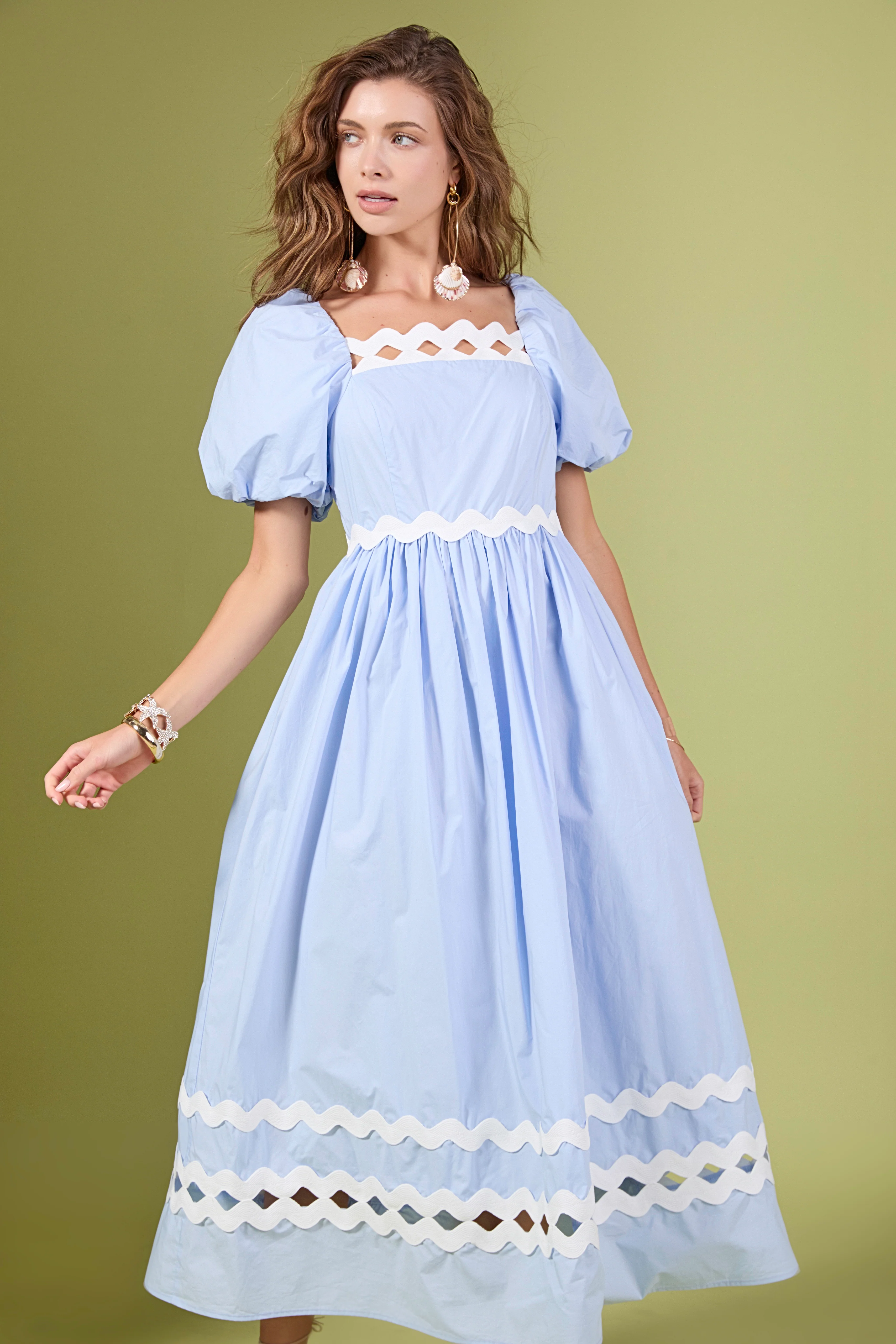 Scallop Pointed Midi Dress - Image 5