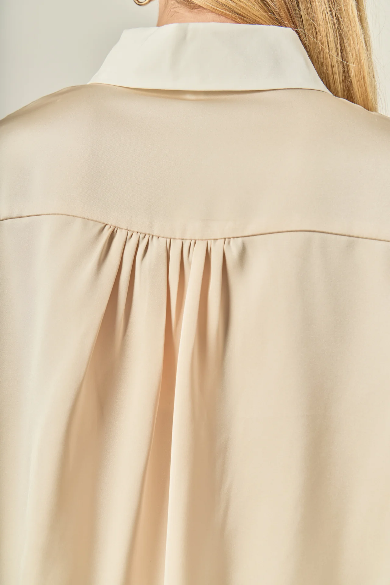 Silky Shirt with Poplin Combo Collar - Image 4