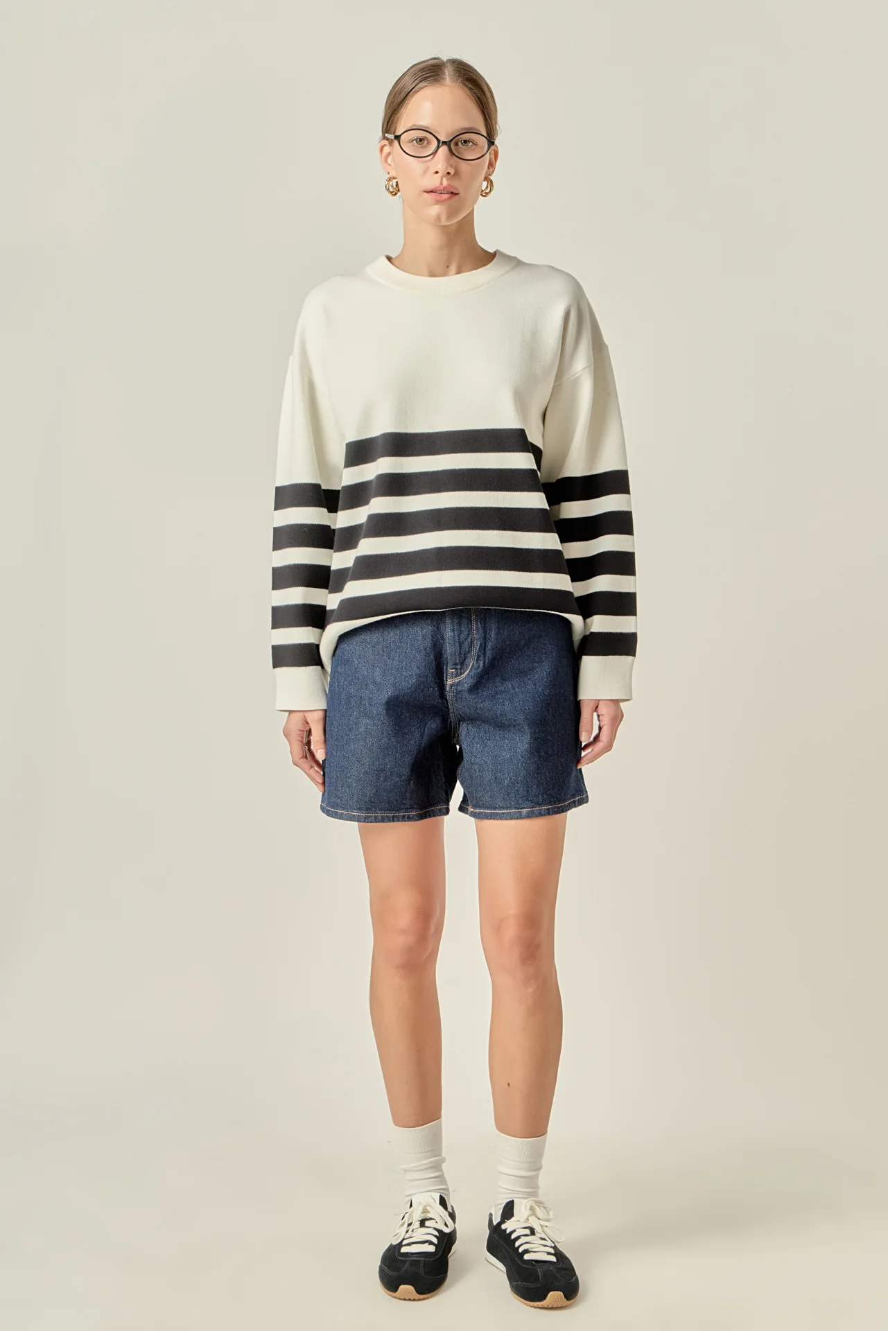 Stripe Round Neck Sweater - Image 13
