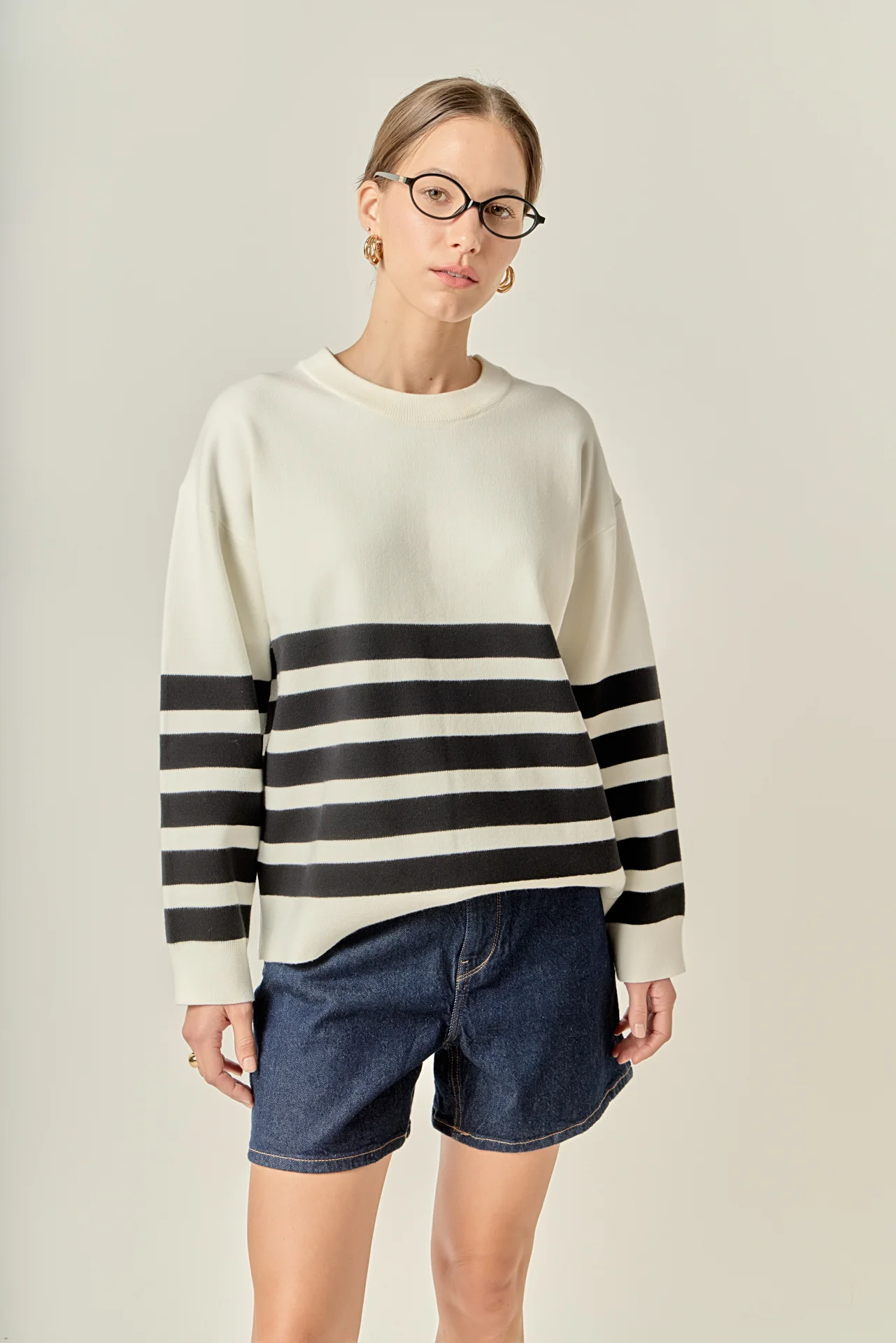Stripe Round Neck Sweater - Image 15