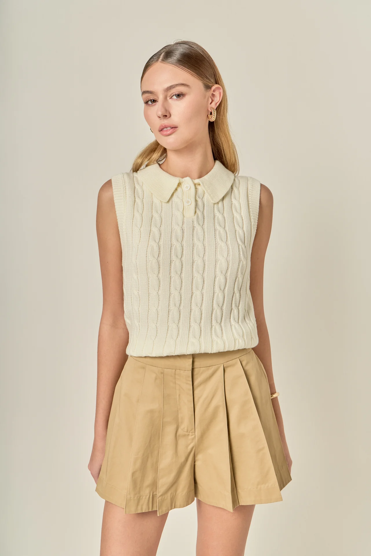 Tuck Detailed Shorts - Image 6