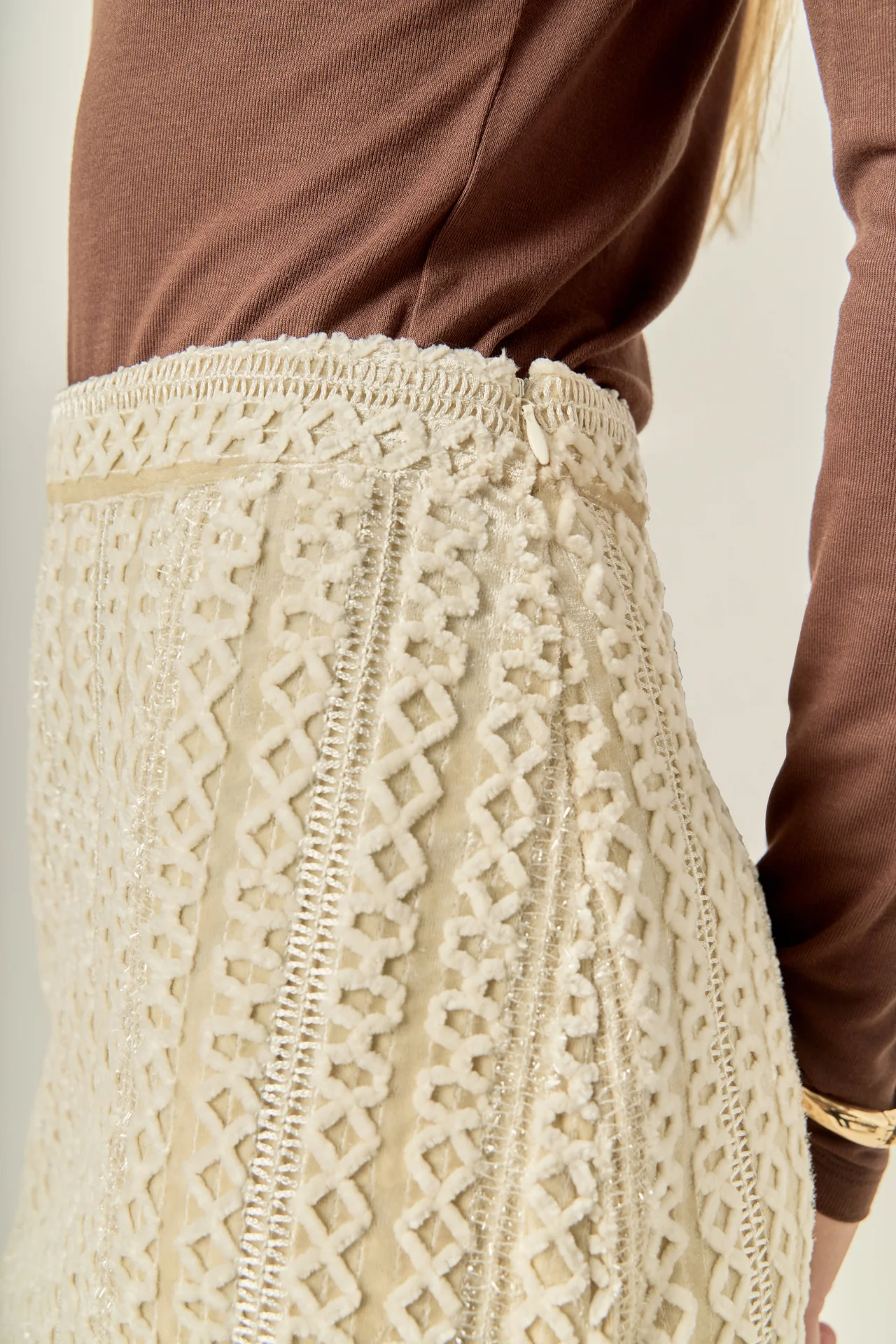 Velvet Embellished Mini Skirt - Image 3